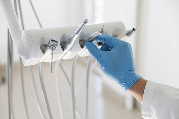 Professional Invisalign Clear Aligners technician working in Glendale, MO